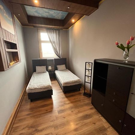 Apartament Centrum-Zwyciestwa Apartman Gliwice Kültér fotó