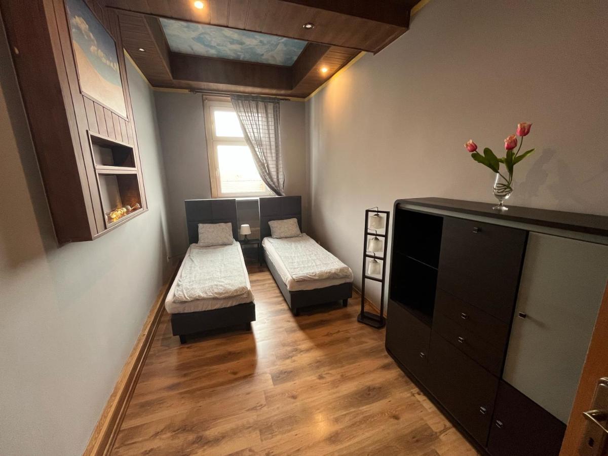 Apartament Centrum-Zwyciestwa Apartman Gliwice Kültér fotó